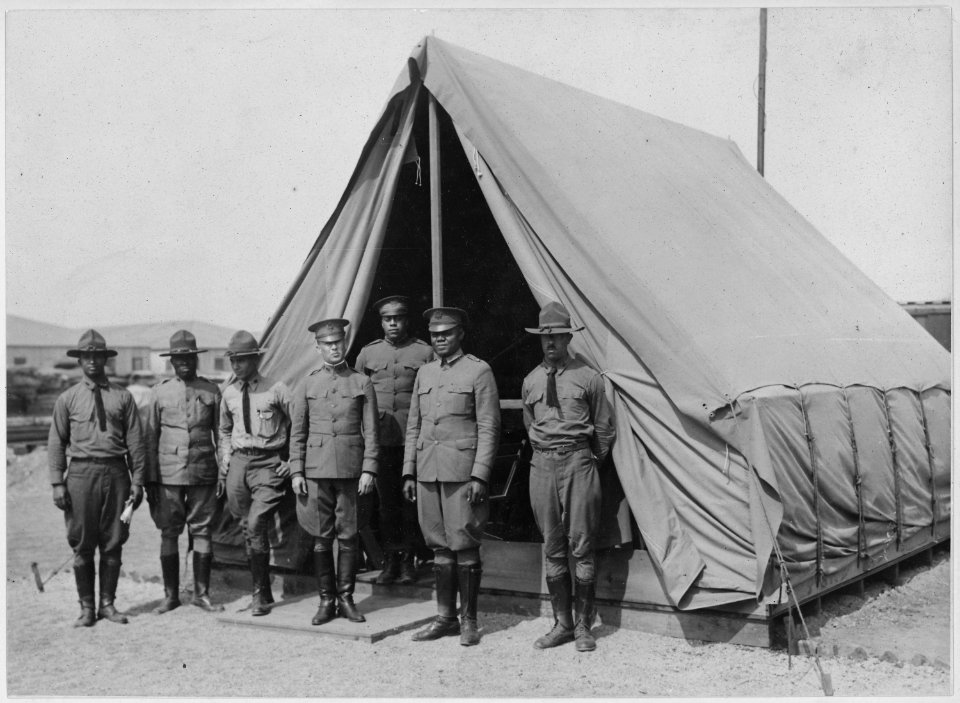Commander of United States Labor Battalion and staff. Captain E.S. Jones and staff at Governor's Is . . . - NARA - 533501
