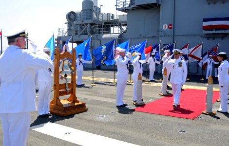 Commander, Amphibious Squadron 3 change of command 140606-N-AQ172-242