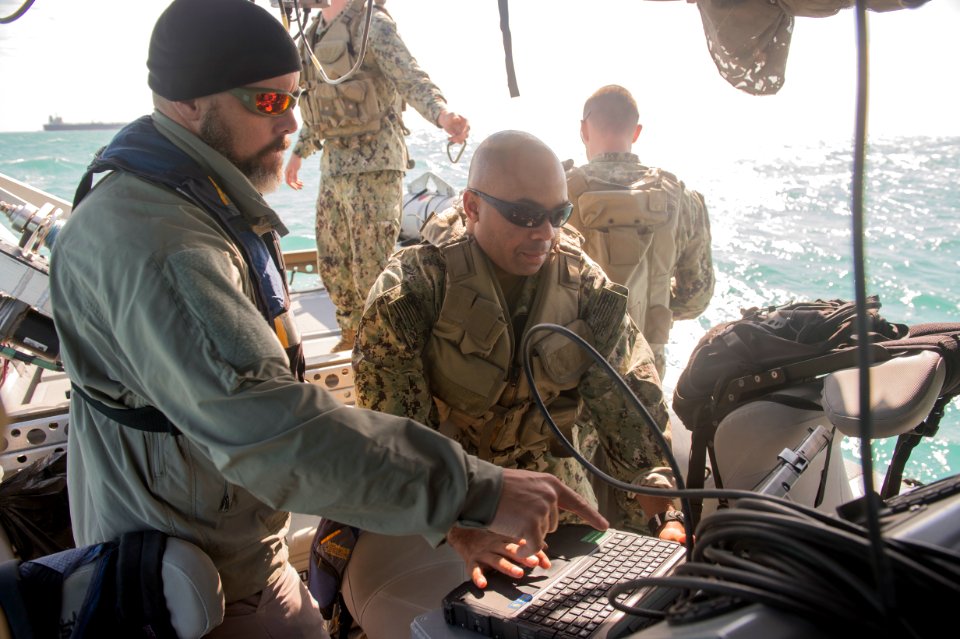 Commander, Task Group 56.1 Mine Countermeasure Platoon 601 launches and recovers Mark 18 Mod 2 Kingfish Unmanned Underwater Vehicles 141201-N-MF909-177