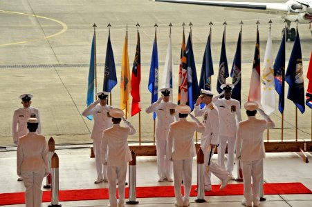Commander, Fleet Air Forward change of command 130725-N-EI558-375