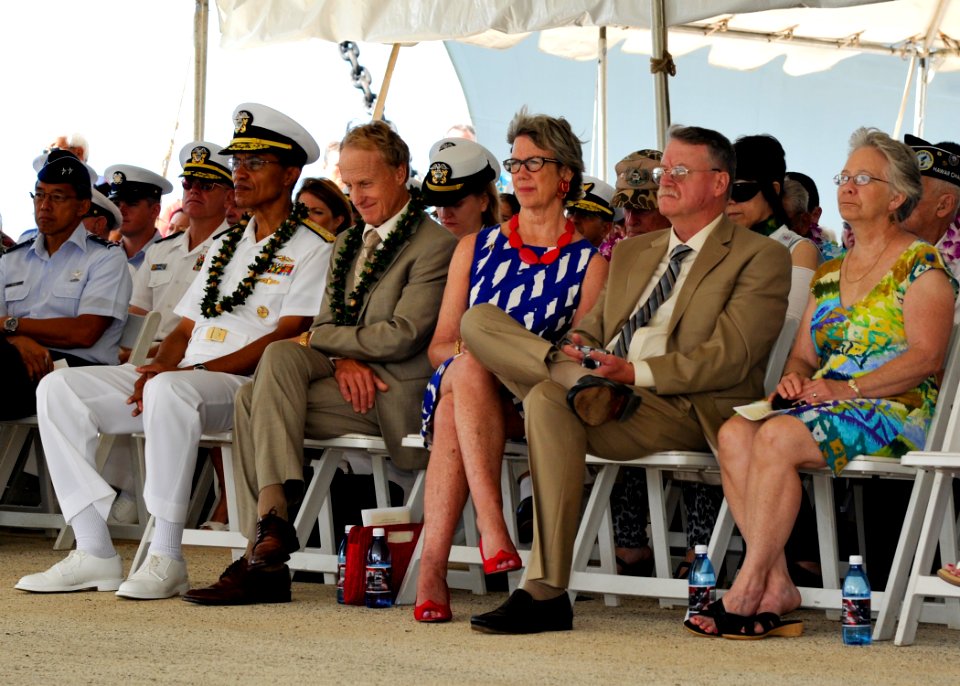 Commemoration ceremony 130902-N-IT566-090