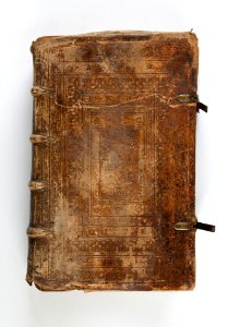 Bok klädd i pergament(skinn) - Skoklosters slott - 93204