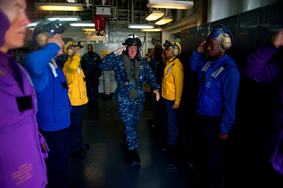 Commander of Expeditionary Strike Group 3 salute 120621-N-PB383-722