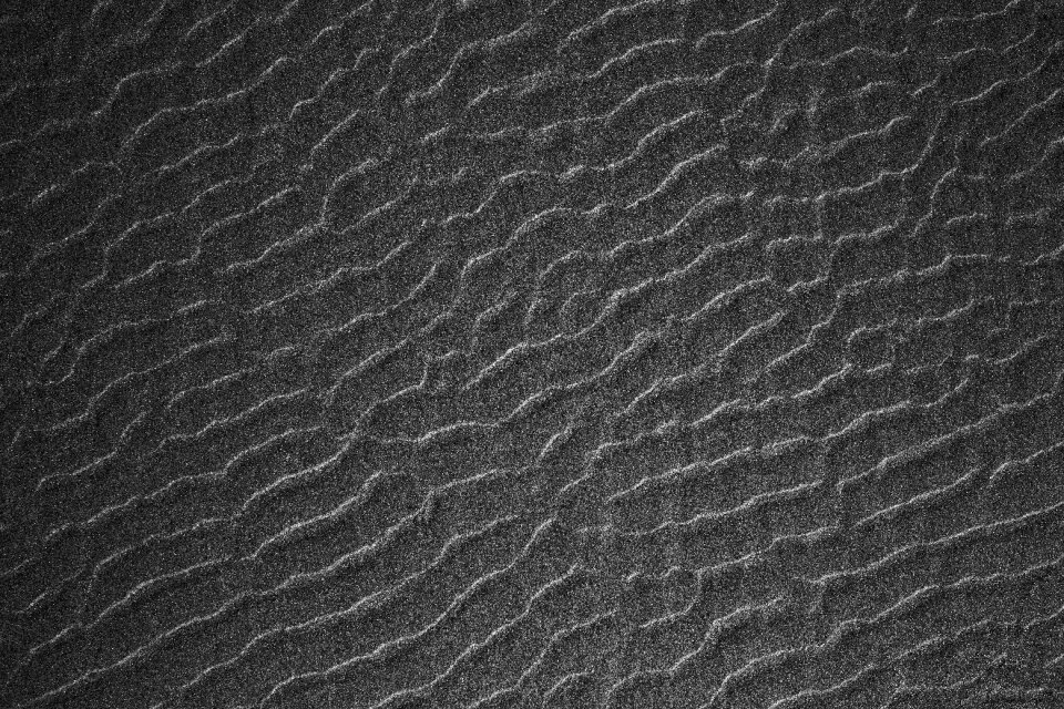 Black and white monochrome curve