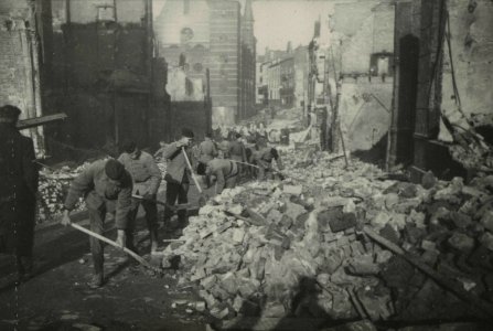 Bombardement Nijmegen - Fotodienst der NSB - NIOD - 211422