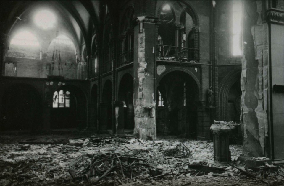 Bombardement Nijmegen - Fotodienst der NSB - NIOD - 156075