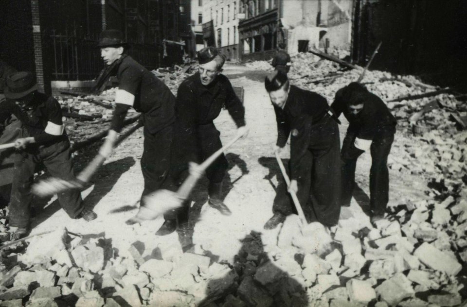 Bombardement Nijmegen - Fotodienst der NSB - NIOD - 211425