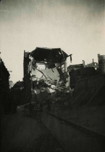 Bombardement Nijmegen - Fotodienst der NSB - NIOD - 211720