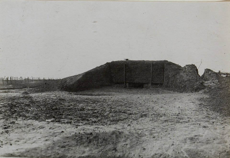 Bombensicherer Maschinengewehrstand (BildID 15441642)