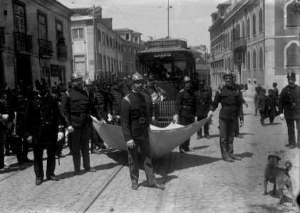 Bombeiros@SMamedeLx(pedit.Benavente)1909 photo