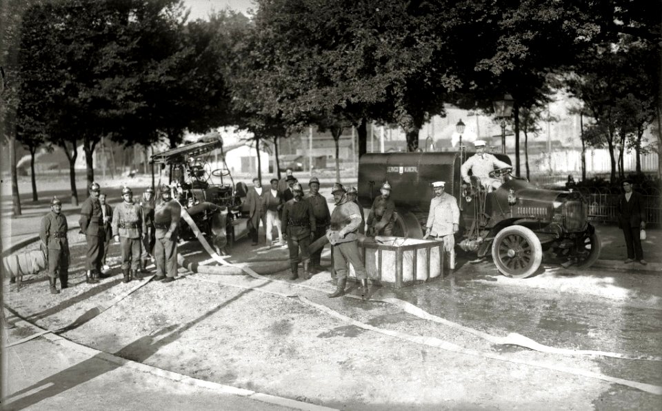 Bomberos de San Sebastián (3 de 4) - Fondo Car-Kutxa Fototeka