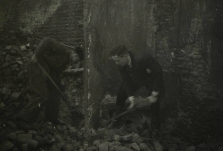 Bombardement Nijmegen - Fotodienst der NSB - NIOD - 211424