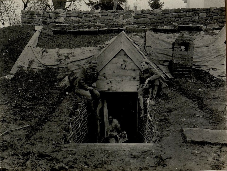 Bombensichere Offziersdeckung. Aufgenommen am 26. III. 1916. Infanterie Regiment Nro.78. (BildID 15536506)