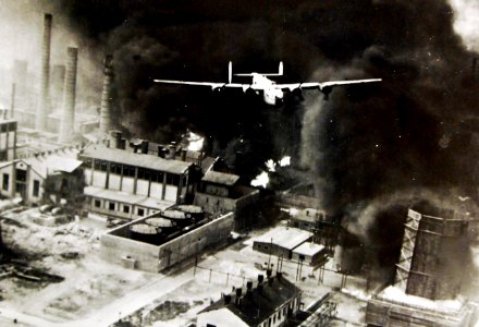 Bombing of Ploiești Astra Romana Refinery in Romania by B-24 Liberator, 1943 (27459492800)