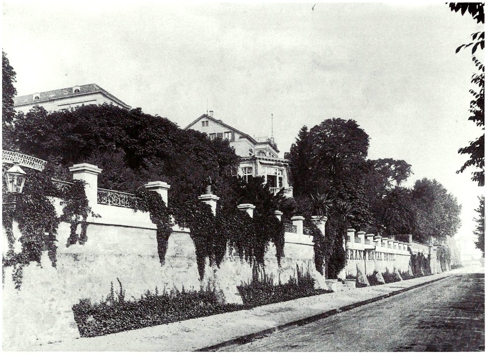 Bonn Villa Blume Obernier Rheinufer