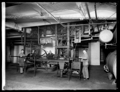 Book conveyer machinery, (Library of Congress, Washington, D.C.) LCCN2016851553 photo