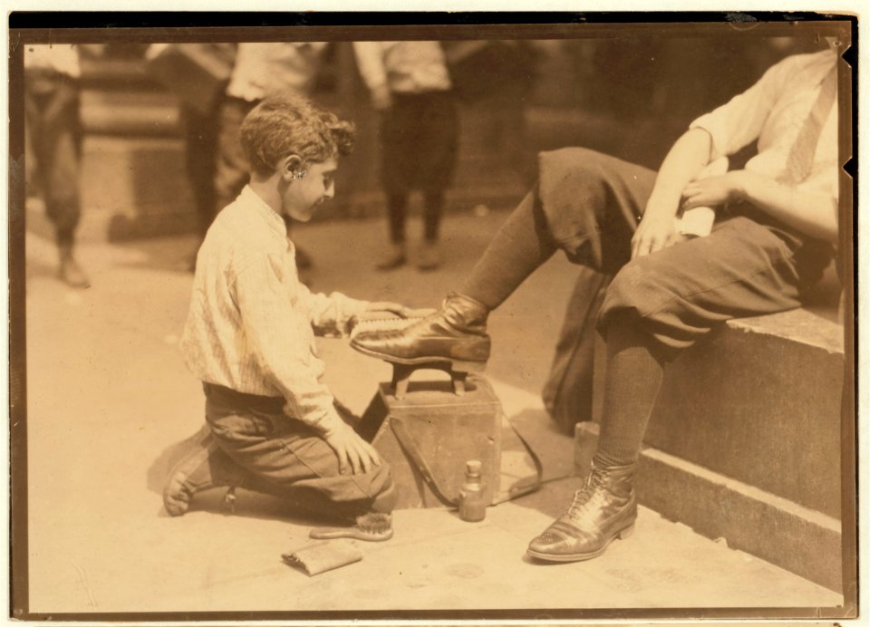 Bootblacks in and around City Hall Park, New York City - July 25, 1924. LOC nclc.04041