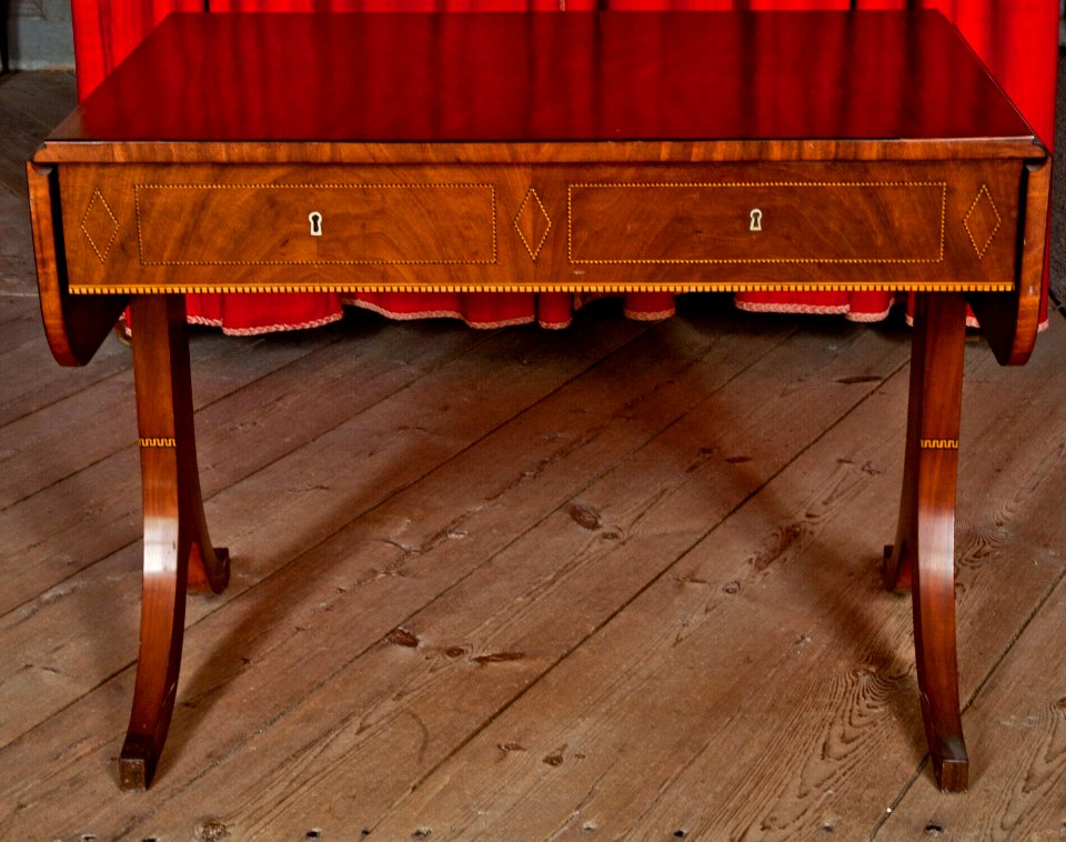 Bord av mahogny, 1810-1840 - Skoklosters slott - 92402