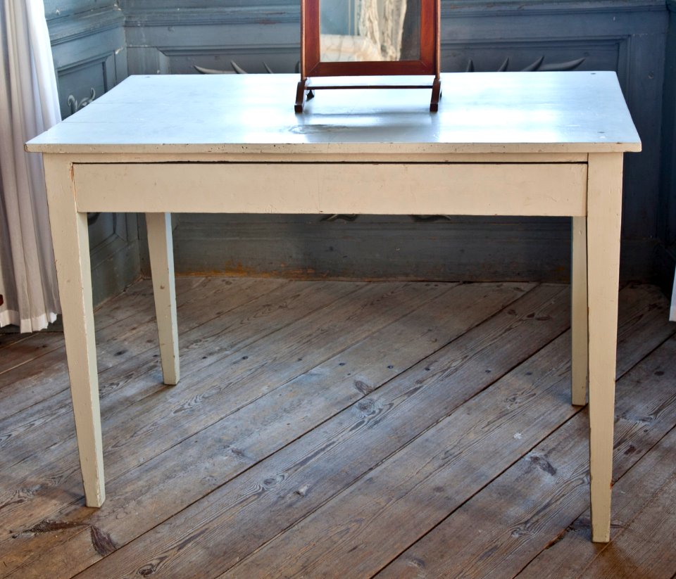 Bord av gråmålad furu - Skoklosters slott - 94284