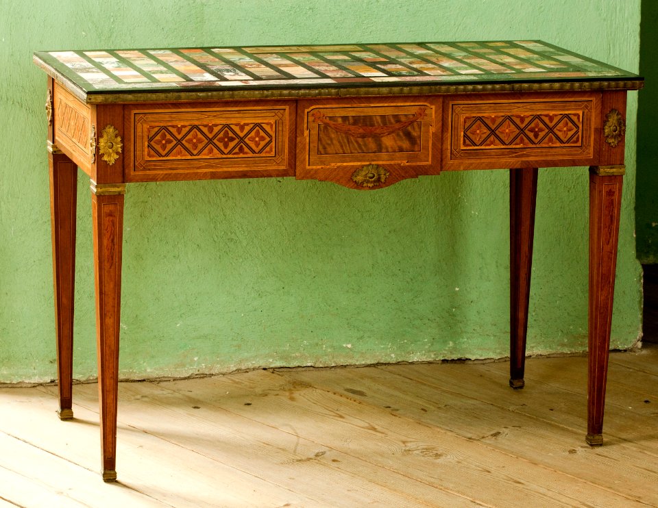 Bord med rektangulär skiva. 1780 - Skoklosters slott - 92370