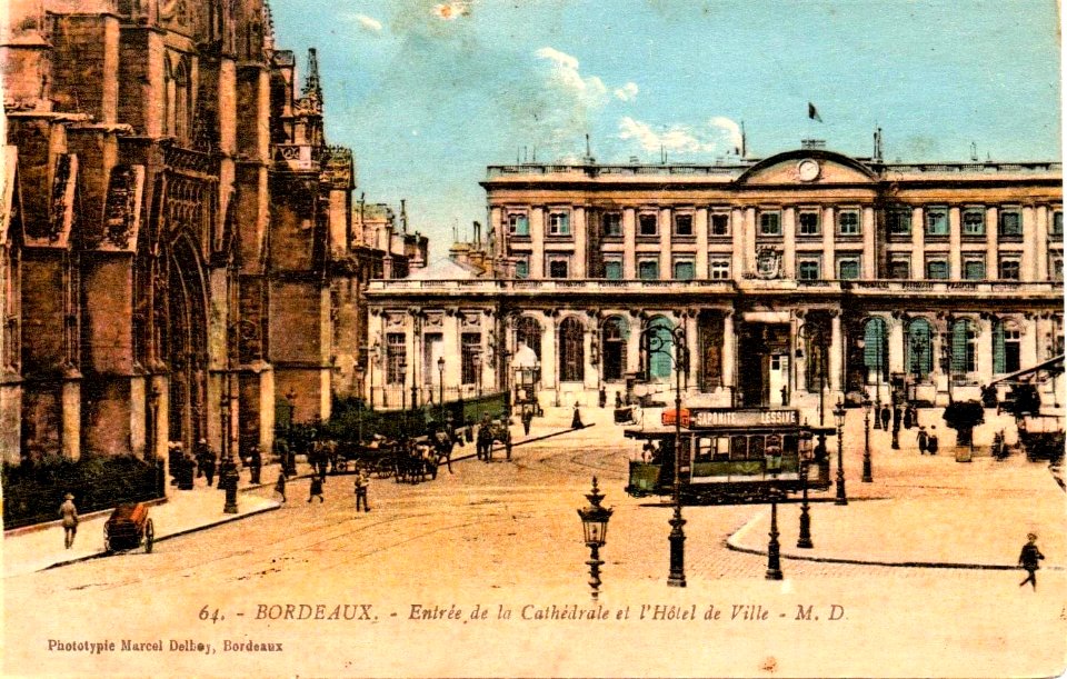 Bordeaux - Cathédrale et Hôtel de ville (MD)