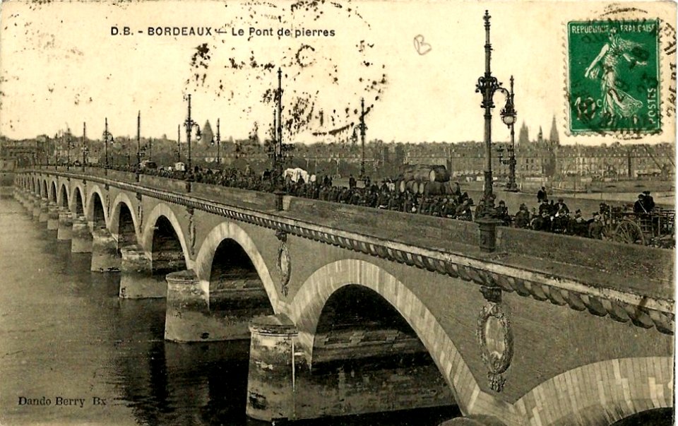 Bordeaux - convoi militaire