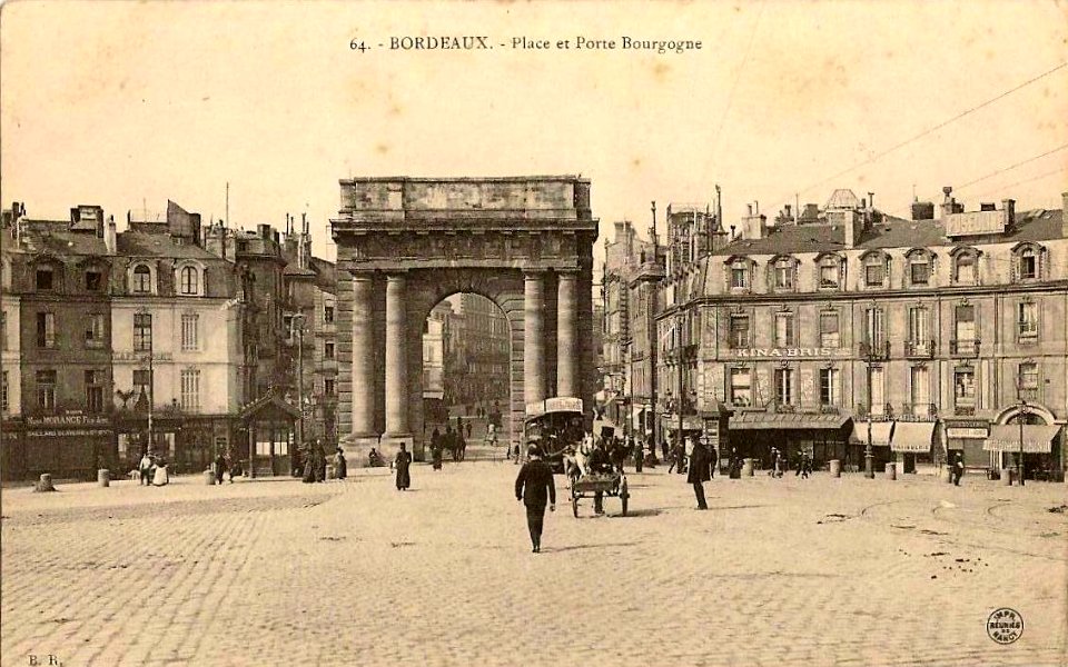 Bordeaux - Place de Bourgogne 1