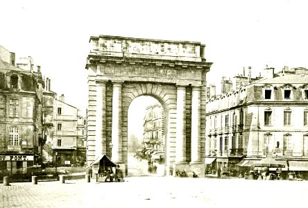 Bordeaux - Porte de Bourgogne 1
