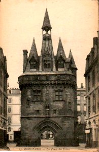 Bordeaux - Porte du Palais 6
