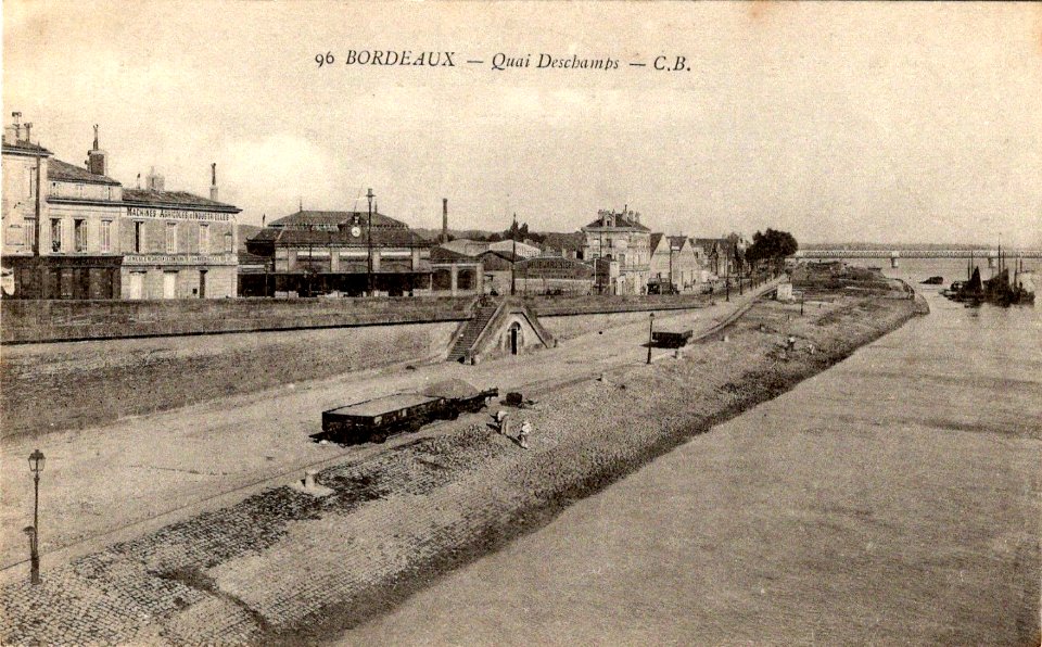 Bordeaux - Quai Deschamps 1