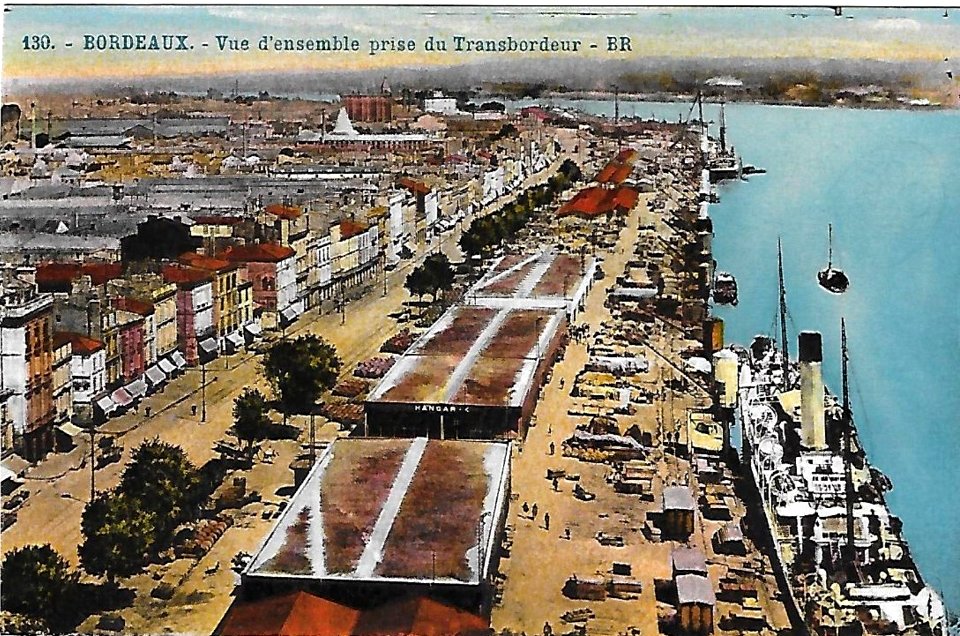 Bordeaux - Quais - vue prise du pont transbordeur 4 a