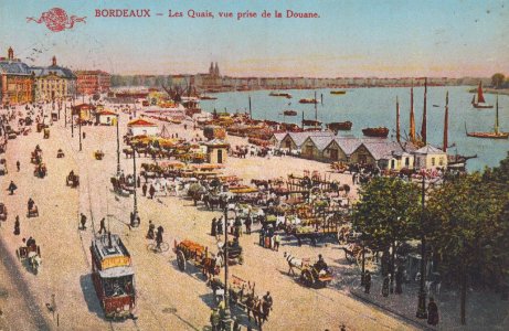 Bordeaux - Quais prise de l'Hôtel des Douanes photo