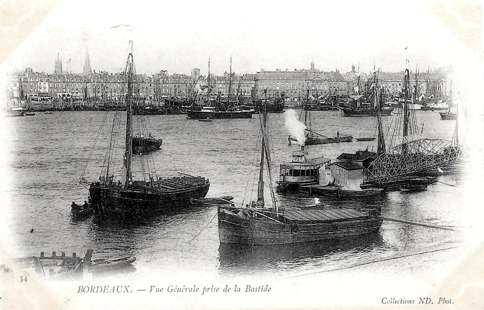 Bordeaux - vue générale prise de la Bastide (ND)