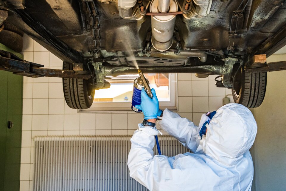 Underbody wax wax corrosion protection