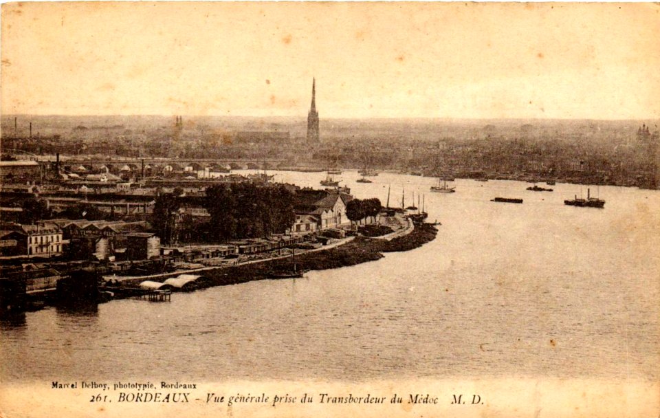 Bordeaux - vue générale prise du Transbordeur