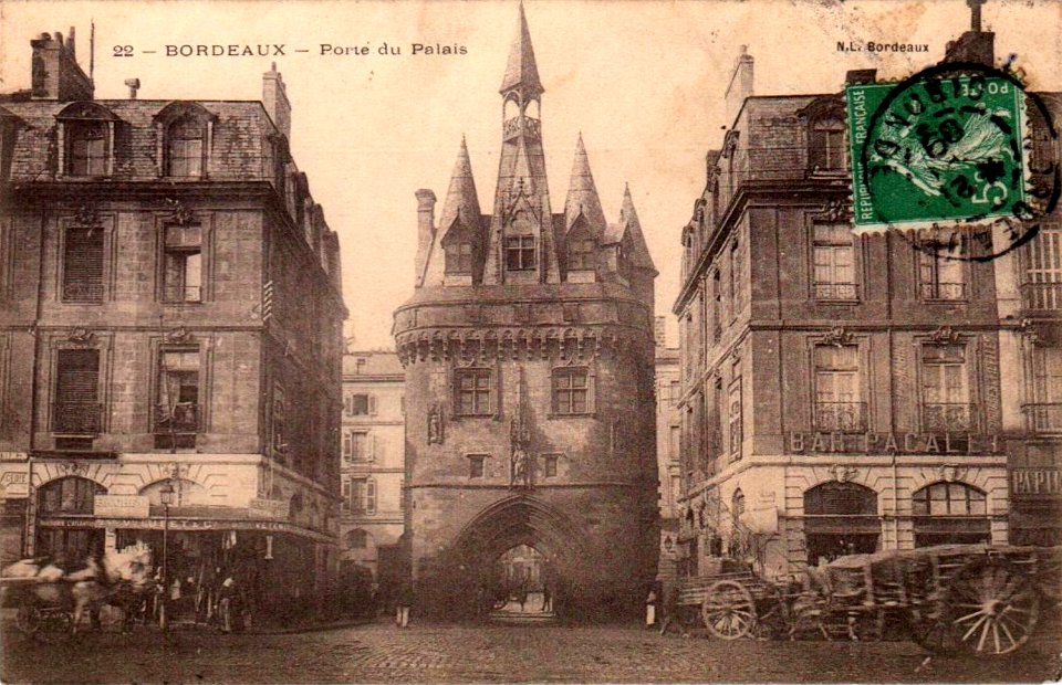 Bordeaux - Porte du Palais 11