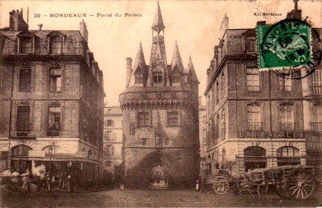 Bordeaux - Porte du Palais 11