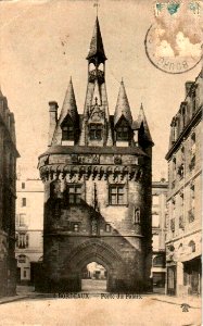 Bordeaux - Porte du Palais 8