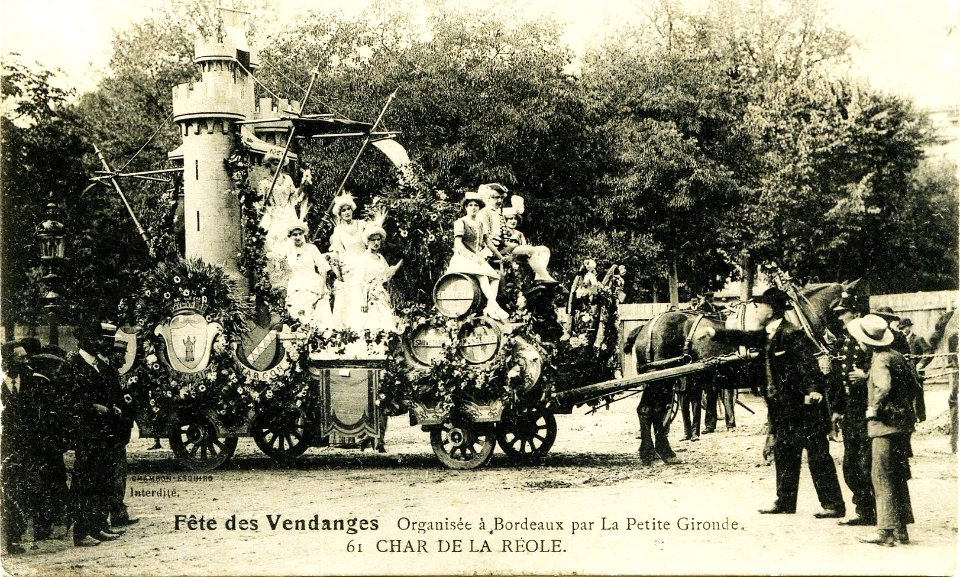 Bordeaux fête-des-vendanges 61 Char de La Réole