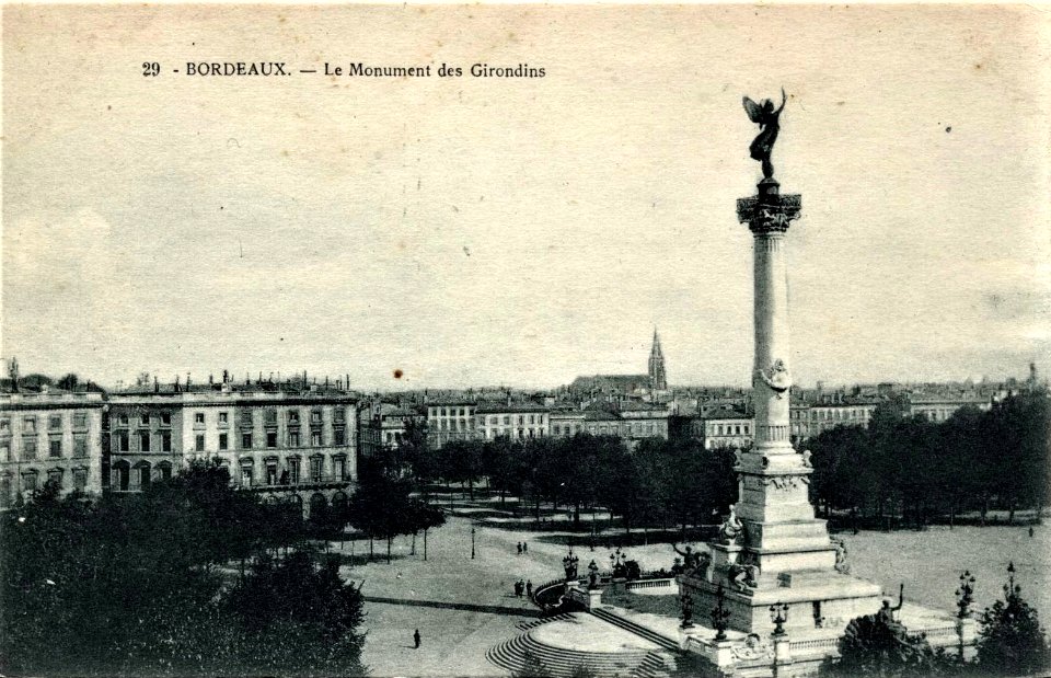Bordeaux monuments aux girondins 6