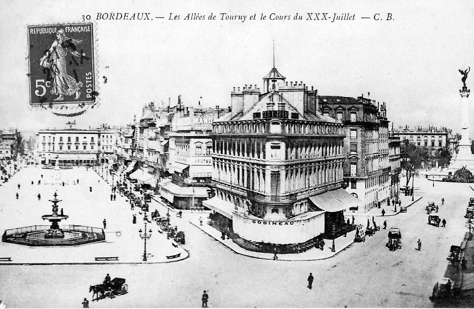 Bordeaux place de la comedie 12