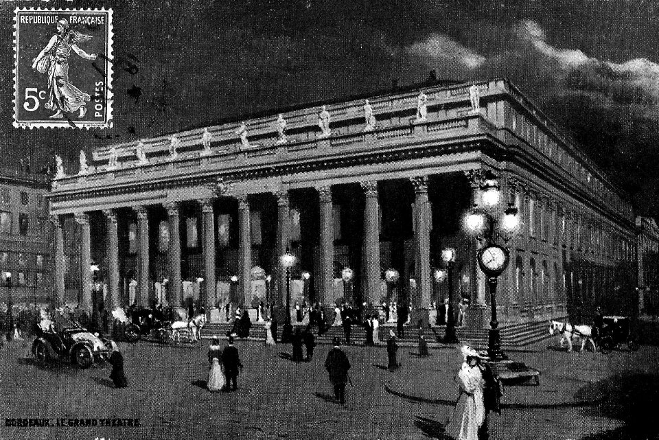 Bordeaux place de la comedie 13
