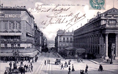 Bordeaux place de la comedie 26