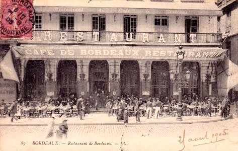 Bordeaux place de la comedie 23