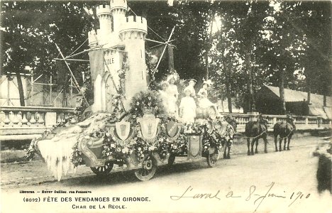Bordeaux fête-des-vendanges Char de la Réole c