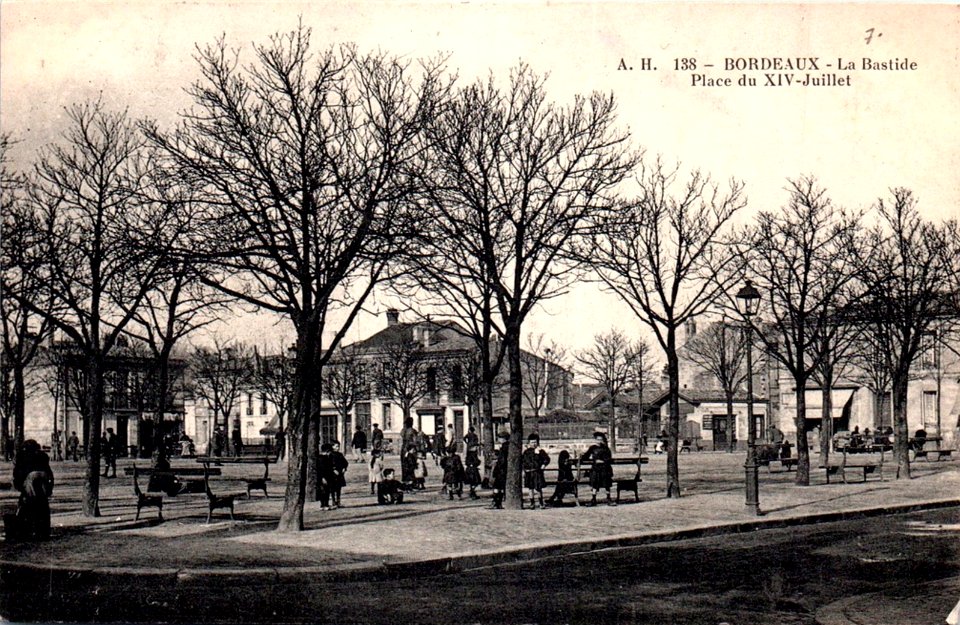 Bordeaux-Bastide - place du 14 juillet (A. Huc)