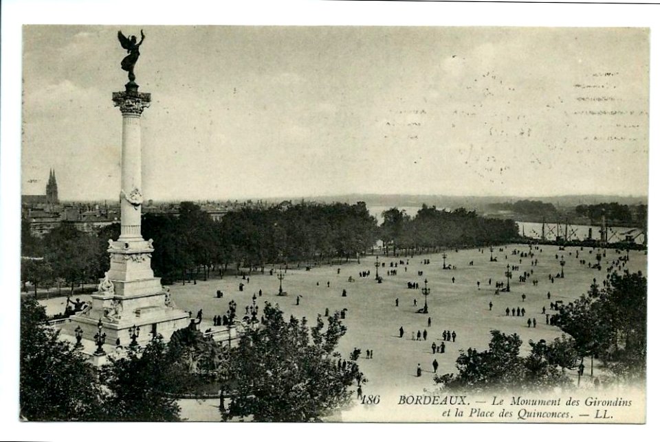 Bordeaux monuments aux girondins 9