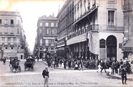 Bordeaux place de la comedie 24