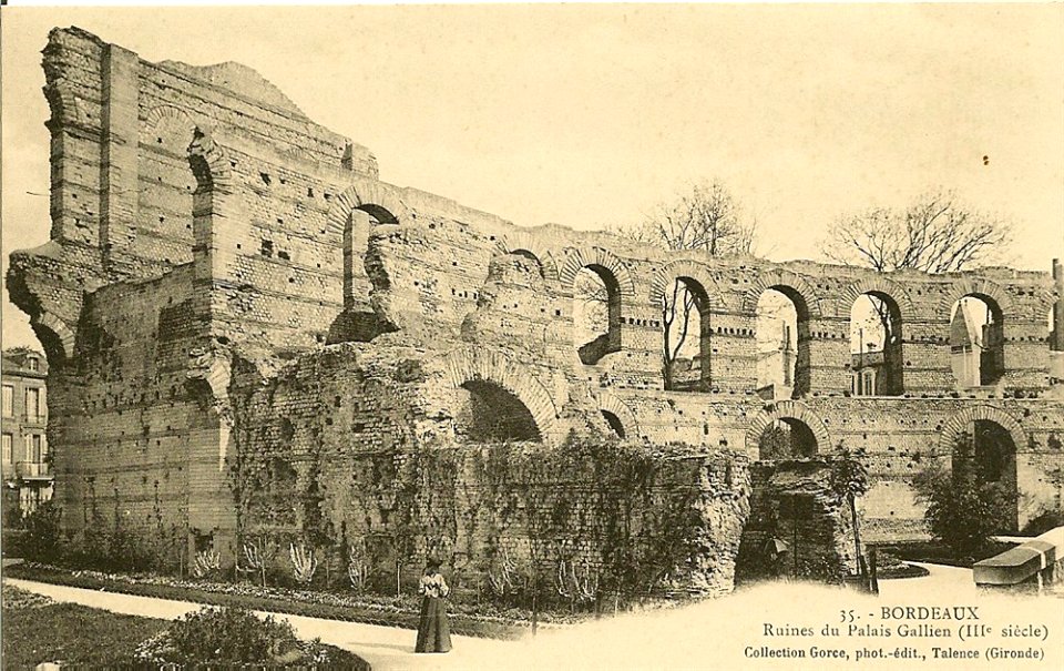 Bordeaux-les-ruines-du-Palais-Gallien 14