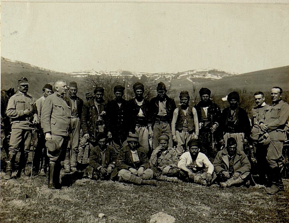 Bosniaken als Trainkutscher. (BildID 15522638)